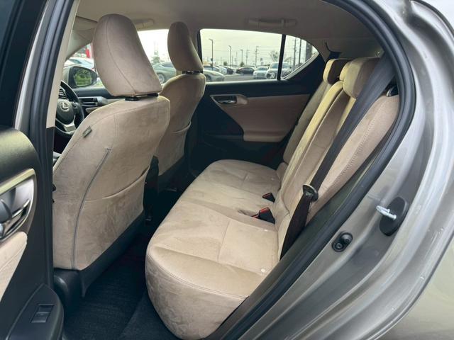 CT 200h VerC 衝突軽減/レーダークルーズコントロール/コーナーセンサー/ハンドルヒーター/シートヒーター/パワーシート/シートメモリ/ETC/Bluetooth/バックカメラ/電動格納ミラー/フルセグTV(65枚目)