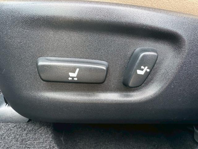 CT 200h VerC 衝突軽減/レーダークルーズコントロール/コーナーセンサー/ハンドルヒーター/シートヒーター/パワーシート/シートメモリ/ETC/Bluetooth/バックカメラ/電動格納ミラー/フルセグTV(70枚目)