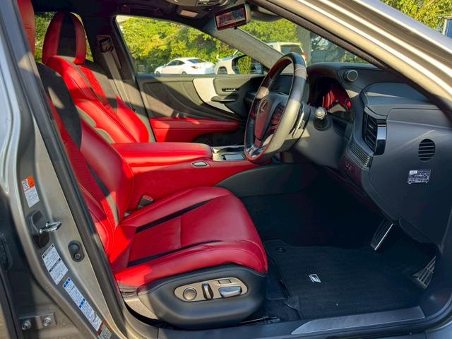 ＬＳ ５００ｈ　Ｆスポーツ／ワンオーナー／　マークレビンソン／サンルーフ／全周囲カメラ／衝突軽減／レーダークルーズコントロール／コーナーセンサー／ＨＵＤ／ＢＳＭ／ハンドルヒーター／シートヒーター・エアコン／パワーシート／シートメモリ／ＥＴＣ（35枚目）