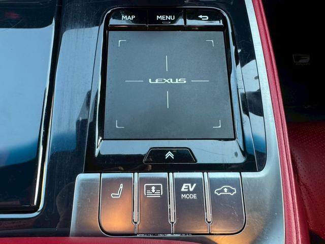 ＬＳ ５００ｈ　Ｆスポーツ／ワンオーナー／　マークレビンソン／サンルーフ／全周囲カメラ／衝突軽減／レーダークルーズコントロール／コーナーセンサー／ＨＵＤ／ＢＳＭ／ハンドルヒーター／シートヒーター・エアコン／パワーシート／シートメモリ／ＥＴＣ（52枚目）
