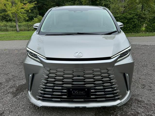 LEXUS LM LM500H EXECUTIVE Best Japan Spec Recon Car for Import Malaysia