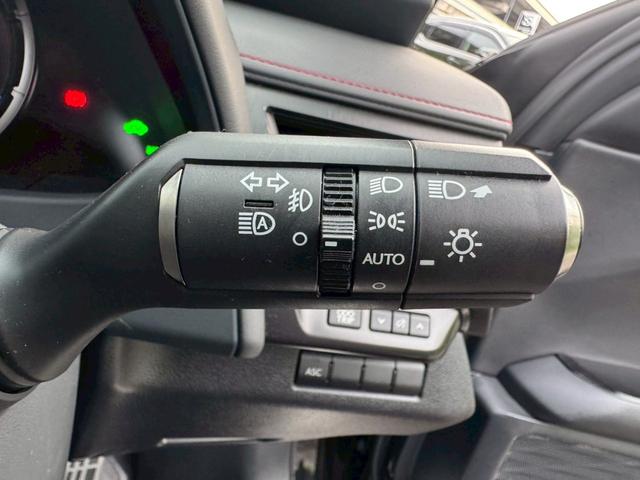 ＵＸ ２５０ｈ　Ｆスポーツ　エイムゲインエアロ／衝突軽減／レーダークルーズコントロール／コーナーセンサー／ＢＳＭ／ハンドルヒーター／シートヒーター・エアコン／パワーシート／シートメモリ／ＥＴＣ／Ｂｌｕｅｔｏｏｔｈ／バックカメラ（40枚目）