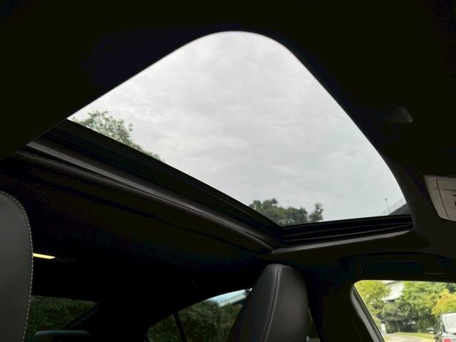 ＩＳ ３００ｈ　Ｆスポーツ　現行／サンルーフ／マークレビンソン／衝突軽減／ＢＳＭ／レーダークルーズ／レーンキープ／コーナーセンサー／シートヒーター・エアコン／パワーシート／シートメモリ／電動格納ミラー／ＥＴＣ２．０／バックカメラ（34枚目）