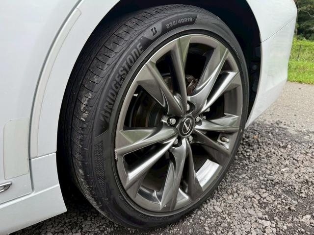 ＥＳ ３００ｈ　Ｆスポーツ　サンルーフ／衝突軽減／レーダークルーズコントロール／コーナーセンサー／ＢＳＭ／ハンドルヒーター／シートヒーター・エアコン／パワーシート／シートメモリ／ＥＴＣ／Ｂｌｕｅｔｏｏｔｈ／電動リアゲート（31枚目）