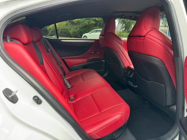 ＥＳ ３００ｈ　Ｆスポーツ　サンルーフ／衝突軽減／レーダークルーズコントロール／コーナーセンサー／ＢＳＭ／ハンドルヒーター／シートヒーター・エアコン／パワーシート／シートメモリ／ＥＴＣ／Ｂｌｕｅｔｏｏｔｈ／電動リアゲート（64枚目）