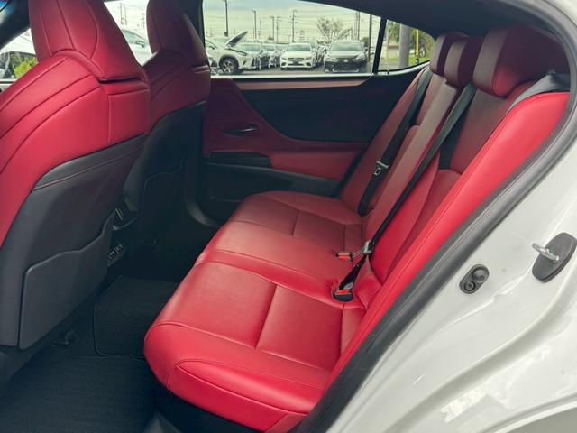 ＥＳ ３００ｈ　Ｆスポーツ　サンルーフ／衝突軽減／レーダークルーズコントロール／コーナーセンサー／ＢＳＭ／ハンドルヒーター／シートヒーター・エアコン／パワーシート／シートメモリ／ＥＴＣ／Ｂｌｕｅｔｏｏｔｈ／電動リアゲート（73枚目）