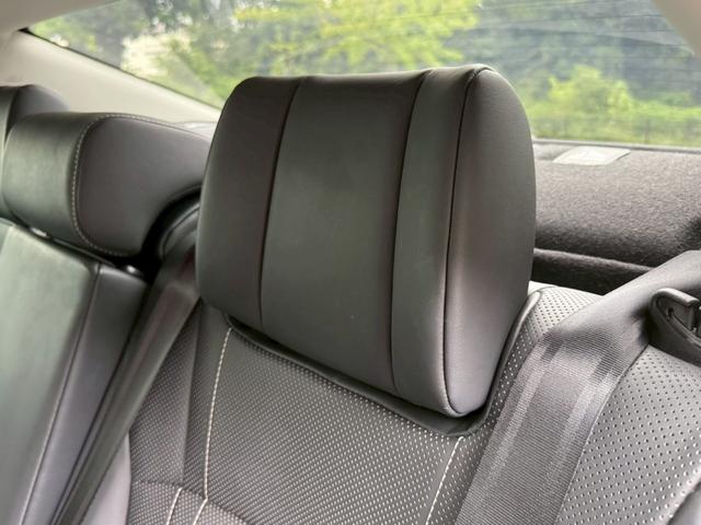 ＥＳ ３００ｈ　ＶｅｒＬ　サンルーフ／衝突軽減／全周囲カメラ／レーダークルーズコントロール／コーナーセンサー／ＨＵＤ／ＢＳＭ／ハンドルヒーター／シートヒーター・エアコン／パワーシート／シートメモリ／ＥＴＣ／Ｂｌｕｅｔｏｏｔｈ（75枚目）