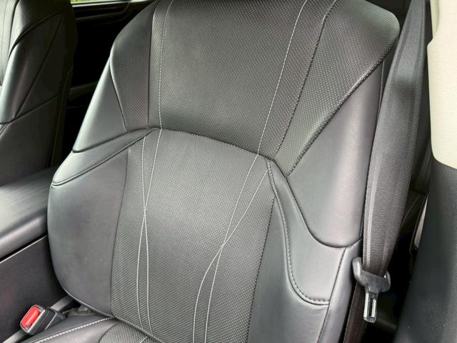 ＥＳ ３００ｈ　ＶｅｒＬ　サンルーフ／衝突軽減／全周囲カメラ／レーダークルーズコントロール／コーナーセンサー／ＨＵＤ／ＢＳＭ／ハンドルヒーター／シートヒーター・エアコン／パワーシート／シートメモリ／ＥＴＣ／Ｂｌｕｅｔｏｏｔｈ（80枚目）