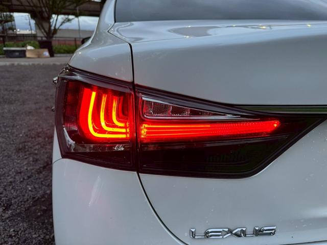 GS 300h Ipkg 後期/サンルーフ/衝突軽減/BSM/レーダークルーズ/レーンキープ/コーナーセンサー/シートヒーター・エアコン/ハンドルヒーター/パワーシート/電動格納ミラー/ETC/バックカメラ/Bluetooth(25枚目)