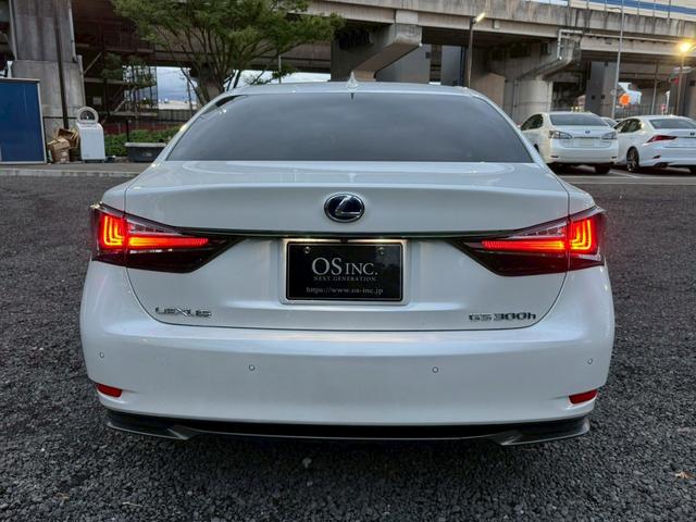 GS 300h Ipkg 後期/サンルーフ/衝突軽減/BSM/レーダークルーズ/レーンキープ/コーナーセンサー/シートヒーター・エアコン/ハンドルヒーター/パワーシート/電動格納ミラー/ETC/バックカメラ/Bluetooth(32枚目)