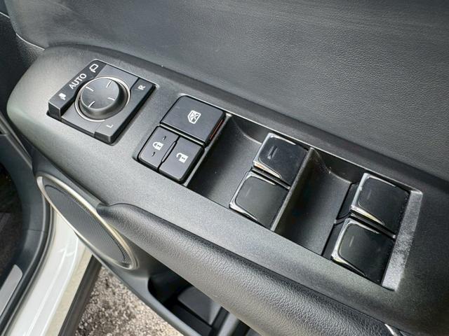 LEXUS NX NX300H I PACKAGE