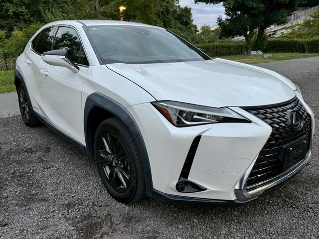 LEXUS UX UX250H VERSION C