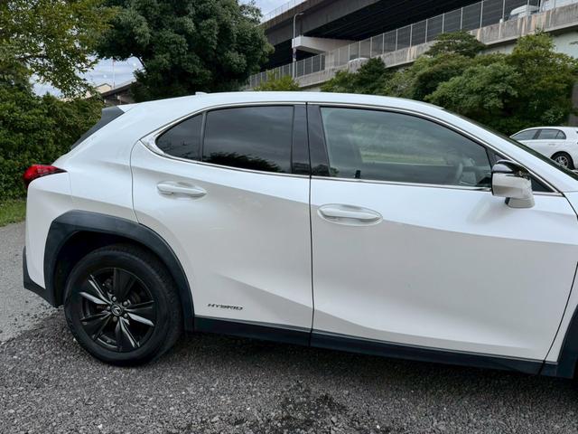 LEXUS UX UX250H VERSION C