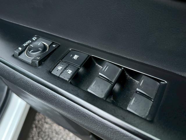 LEXUS UX UX250H VERSION C