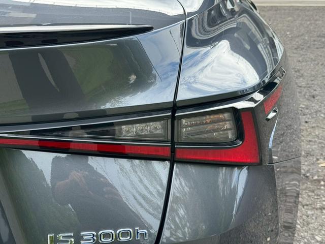 IS 300h Fスポーツ 衝突軽減/全周囲カメラ/レーダークルーズコントロール/コーナーセンサー/BSM/ハンドルヒーター/シートヒーター・エアコン/パワーシート/シートメモリ/ETC/Bluetooth/バックカメラ(25枚目)