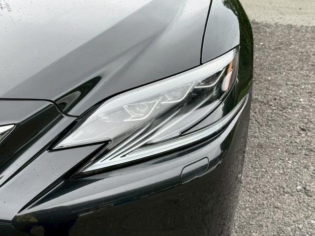 LS 500h VerL 衝突軽減/全周囲カメラ/レーダークルーズコントロール/コーナーセンサー/HUD/BSM/ワンオーナー/ハンドルヒーター/シートヒーター・エアコン/パワーシート/シートメモリ/ETC/Bluetooth(4枚目)
