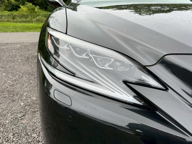 LS 500h VerL 衝突軽減/全周囲カメラ/レーダークルーズコントロール/コーナーセンサー/HUD/BSM/ワンオーナー/ハンドルヒーター/シートヒーター・エアコン/パワーシート/シートメモリ/ETC/Bluetooth(11枚目)