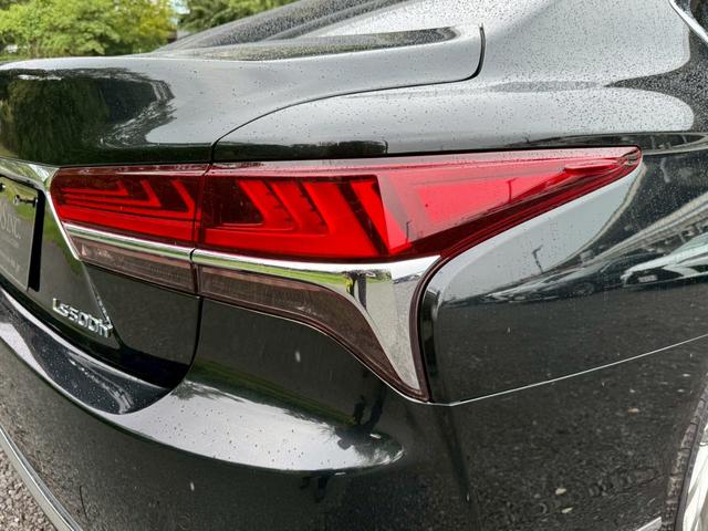 LS 500h VerL 衝突軽減/全周囲カメラ/レーダークルーズコントロール/コーナーセンサー/HUD/BSM/ワンオーナー/ハンドルヒーター/シートヒーター・エアコン/パワーシート/シートメモリ/ETC/Bluetooth(23枚目)