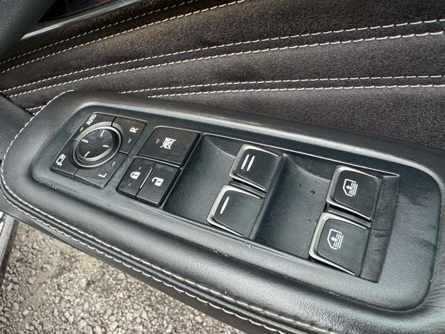 LS 500h VerL 衝突軽減/全周囲カメラ/レーダークルーズコントロール/コーナーセンサー/HUD/BSM/ワンオーナー/ハンドルヒーター/シートヒーター・エアコン/パワーシート/シートメモリ/ETC/Bluetooth(30枚目)