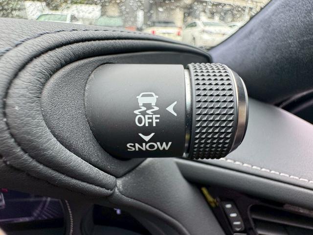 LS 500h VerL 衝突軽減/全周囲カメラ/レーダークルーズコントロール/コーナーセンサー/HUD/BSM/ワンオーナー/ハンドルヒーター/シートヒーター・エアコン/パワーシート/シートメモリ/ETC/Bluetooth(42枚目)