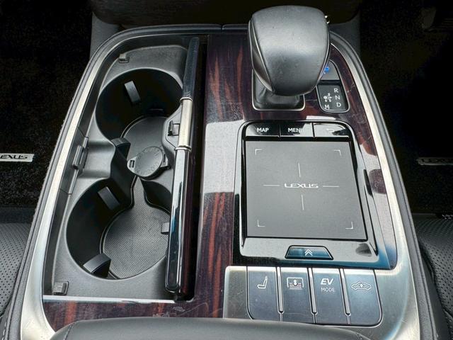 LS 500h VerL 衝突軽減/全周囲カメラ/レーダークルーズコントロール/コーナーセンサー/HUD/BSM/ワンオーナー/ハンドルヒーター/シートヒーター・エアコン/パワーシート/シートメモリ/ETC/Bluetooth(52枚目)