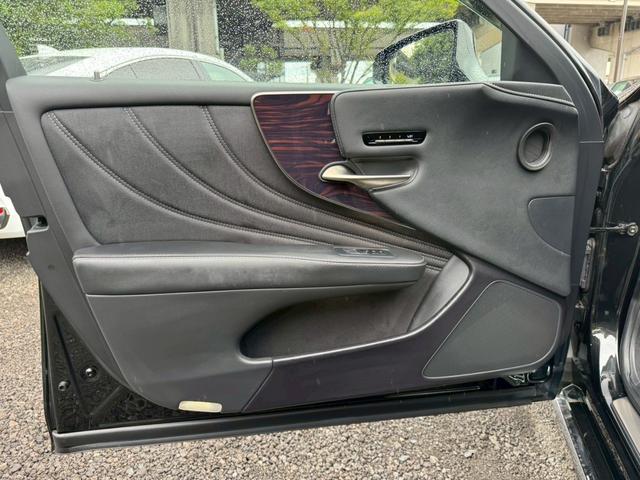 LS 500h VerL 衝突軽減/全周囲カメラ/レーダークルーズコントロール/コーナーセンサー/HUD/BSM/ワンオーナー/ハンドルヒーター/シートヒーター・エアコン/パワーシート/シートメモリ/ETC/Bluetooth(75枚目)