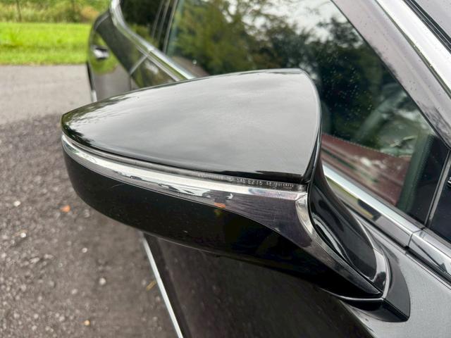 LS 500h エグゼクティブ マークレビンソン/サンルーフ/全周囲カメラ/衝突軽減/レーダークルーズコントロール/コーナーセンサー/HUD/BSM/ハンドルヒーター/シートヒーター・エアコン/パワーシート/後席モニター/ETC(19枚目)