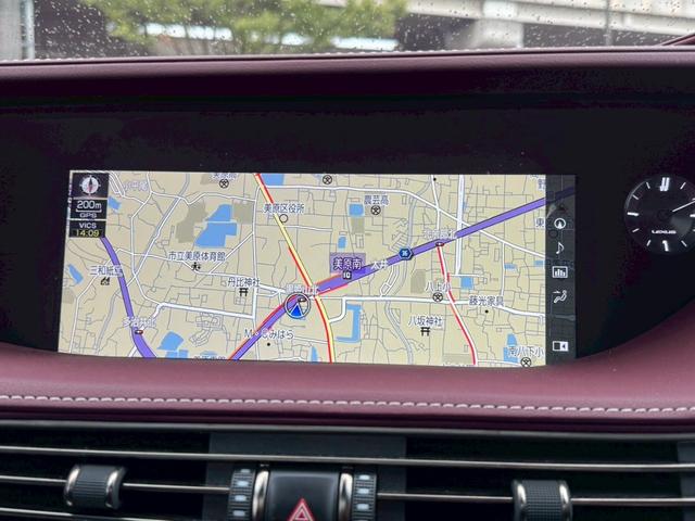 LS 500h エグゼクティブ マークレビンソン/サンルーフ/全周囲カメラ/衝突軽減/レーダークルーズコントロール/コーナーセンサー/HUD/BSM/ハンドルヒーター/シートヒーター・エアコン/パワーシート/後席モニター/ETC(49枚目)