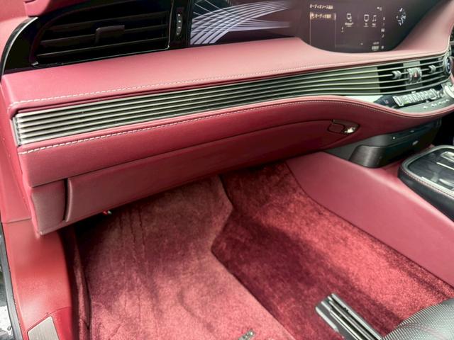 LS 500h エグゼクティブ マークレビンソン/サンルーフ/全周囲カメラ/衝突軽減/レーダークルーズコントロール/コーナーセンサー/HUD/BSM/ハンドルヒーター/シートヒーター・エアコン/パワーシート/後席モニター/ETC(79枚目)