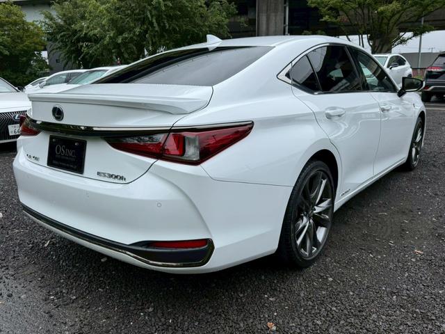 ES 300h Fスポーツ サンルーフ/衝突軽減/レーダークルーズコントロール/コーナーセンサー/BSM/ハンドルヒーター/シートヒーター・エアコン/パワーシート/シートメモリ/ETC/Bluetooth/バックカメラ(22枚目)