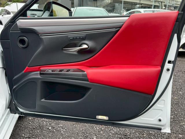 ES 300h Fスポーツ サンルーフ/衝突軽減/レーダークルーズコントロール/コーナーセンサー/BSM/ハンドルヒーター/シートヒーター・エアコン/パワーシート/シートメモリ/ETC/Bluetooth/バックカメラ(31枚目)