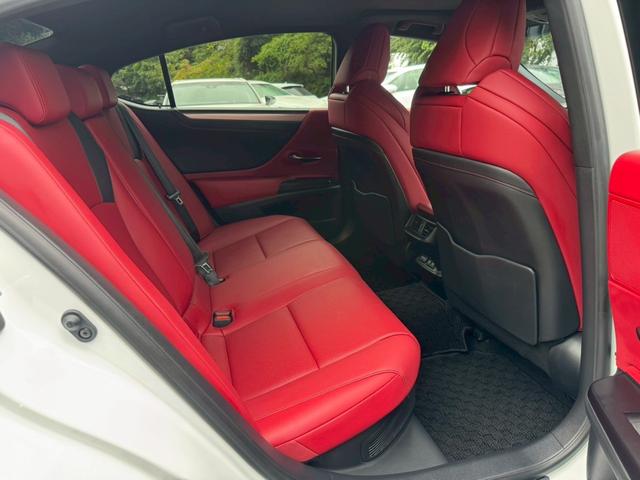 ES 300h Fスポーツ サンルーフ/衝突軽減/レーダークルーズコントロール/コーナーセンサー/BSM/ハンドルヒーター/シートヒーター・エアコン/パワーシート/シートメモリ/ETC/Bluetooth/バックカメラ(60枚目)