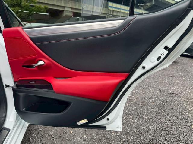 ES 300h Fスポーツ サンルーフ/衝突軽減/レーダークルーズコントロール/コーナーセンサー/BSM/ハンドルヒーター/シートヒーター・エアコン/パワーシート/シートメモリ/ETC/Bluetooth/バックカメラ(61枚目)