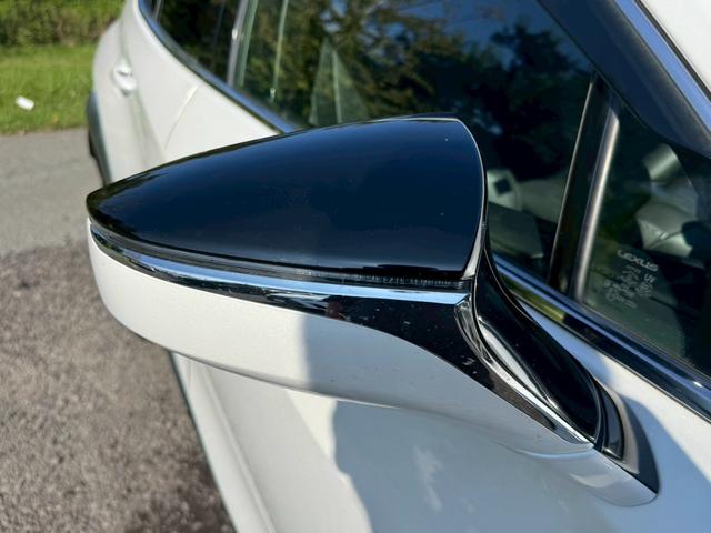 LEXUS UX UX250H VERSION C