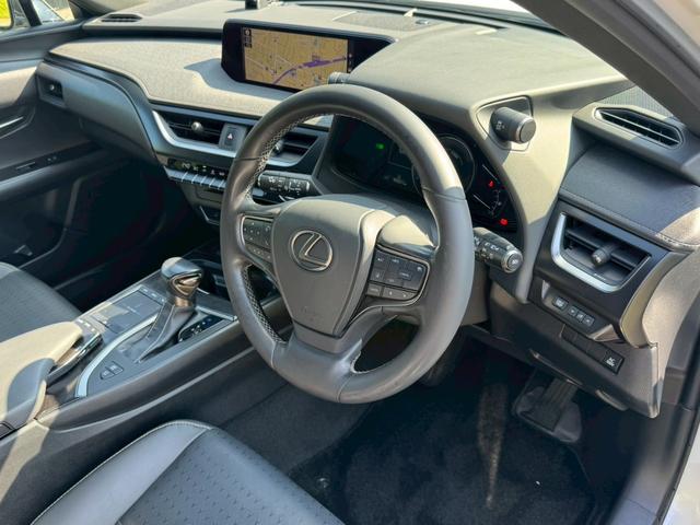 LEXUS UX UX250H VERSION C