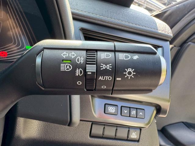 LEXUS UX UX250H VERSION C