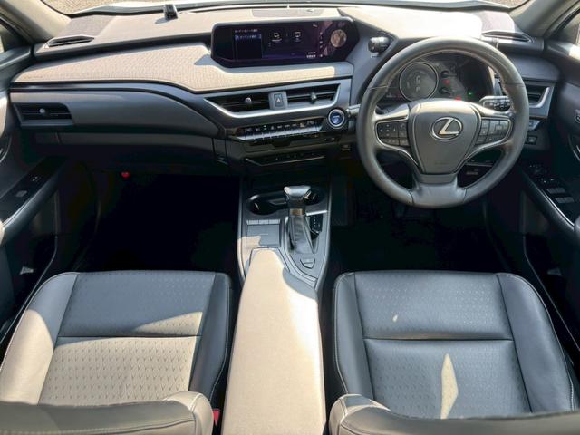 LEXUS UX UX250H VERSION C