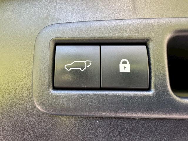 LEXUS UX UX250H VERSION C