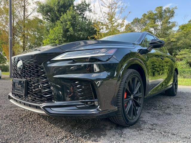 RX 500h Fスポーツパフォーマンス 現行/アドバンスドドライブ/サンルーフ/全周囲カメラ/衝突軽減/レーダークルーズコントロール/コーナーセンサー/HUD/BSM/ハンドルヒーター/シートヒーター・エアコン/パワーシート/ETC(5枚目)