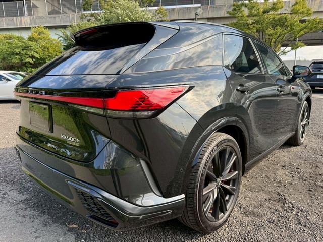 RX 500h Fスポーツパフォーマンス 現行/アドバンスドドライブ/サンルーフ/全周囲カメラ/衝突軽減/レーダークルーズコントロール/コーナーセンサー/HUD/BSM/ハンドルヒーター/シートヒーター・エアコン/パワーシート/ETC(24枚目)