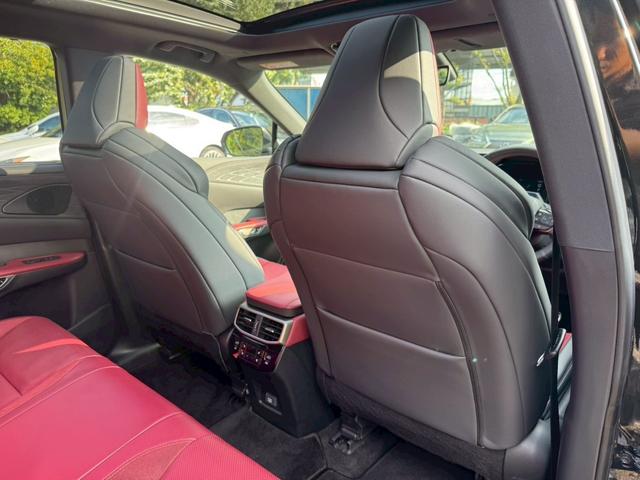 RX 500h Fスポーツパフォーマンス 現行/アドバンスドドライブ/サンルーフ/全周囲カメラ/衝突軽減/レーダークルーズコントロール/コーナーセンサー/HUD/BSM/ハンドルヒーター/シートヒーター・エアコン/パワーシート/ETC(67枚目)