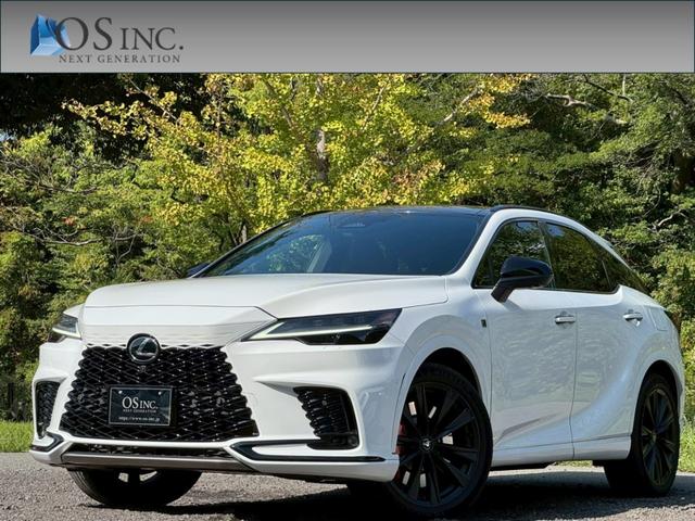 RX 500h Fスポーツパフォーマンス 現行/ワンオーナー/アドバンスドライブ/コーナーセンサー/サンルーフ/全周囲カメラ/レーダークルーズ/デジタルインナーミラー/電動リアゲート/ハンドルヒーター/シートヒーター・エアコン/ETC(6枚目)