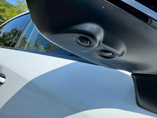 RX 500h Fスポーツパフォーマンス 現行/ワンオーナー/アドバンスドライブ/コーナーセンサー/サンルーフ/全周囲カメラ/レーダークルーズ/デジタルインナーミラー/電動リアゲート/ハンドルヒーター/シートヒーター・エアコン/ETC(18枚目)