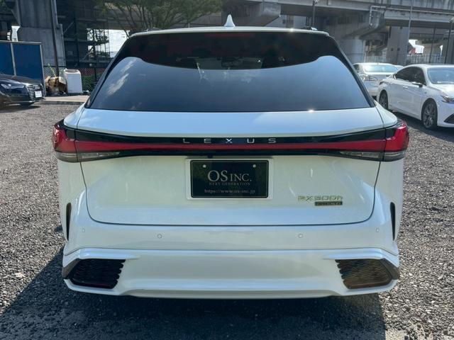 RX 500h Fスポーツパフォーマンス 現行/ワンオーナー/アドバンスドライブ/コーナーセンサー/サンルーフ/全周囲カメラ/レーダークルーズ/デジタルインナーミラー/電動リアゲート/ハンドルヒーター/シートヒーター・エアコン/ETC(32枚目)