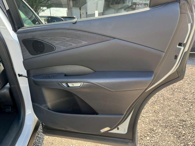 RX 500h Fスポーツパフォーマンス 現行/ワンオーナー/アドバンスドライブ/コーナーセンサー/サンルーフ/全周囲カメラ/レーダークルーズ/デジタルインナーミラー/電動リアゲート/ハンドルヒーター/シートヒーター・エアコン/ETC(58枚目)