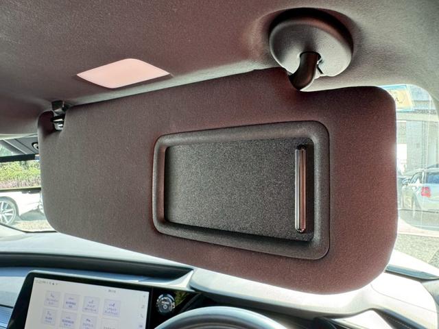 RX 500h Fスポーツパフォーマンス 現行/ワンオーナー/アドバンスドライブ/コーナーセンサー/サンルーフ/全周囲カメラ/レーダークルーズ/デジタルインナーミラー/電動リアゲート/ハンドルヒーター/シートヒーター・エアコン/ETC(60枚目)