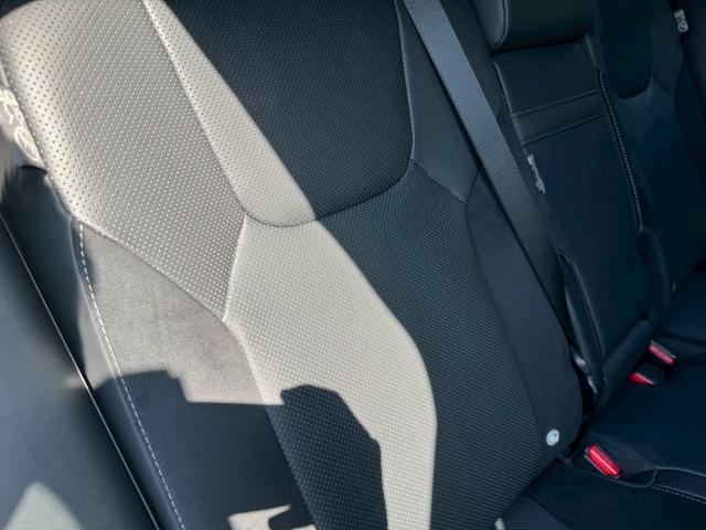 RX 500h Fスポーツパフォーマンス 現行/ワンオーナー/アドバンスドライブ/コーナーセンサー/サンルーフ/全周囲カメラ/レーダークルーズ/デジタルインナーミラー/電動リアゲート/ハンドルヒーター/シートヒーター・エアコン/ETC(61枚目)