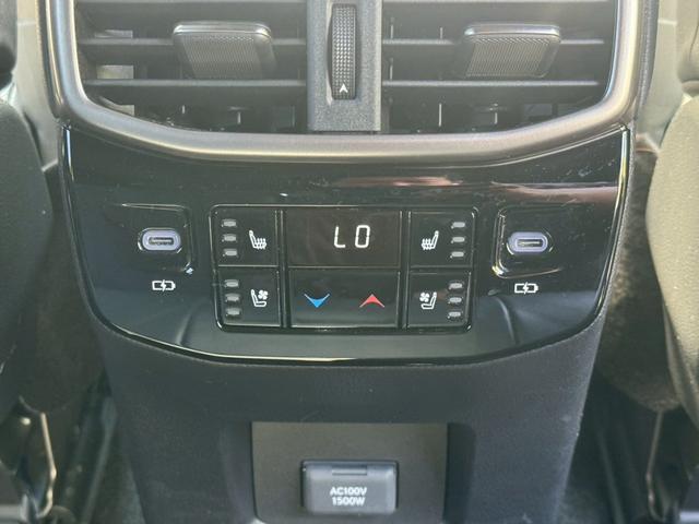 RX 500h Fスポーツパフォーマンス 現行/ワンオーナー/アドバンスドライブ/コーナーセンサー/サンルーフ/全周囲カメラ/レーダークルーズ/デジタルインナーミラー/電動リアゲート/ハンドルヒーター/シートヒーター・エアコン/ETC(63枚目)