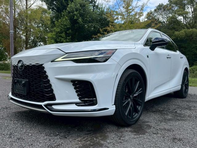 ＲＸ ５００ｈ　Ｆスポーツパフォーマンス　現行／アドバンストドライブ／ワンオーナー／サンルーフ／全周囲カメラ／衝突軽減／レーダークルーズコントロール／コーナーセンサー／ＢＳＭ／ハンドルヒーター／シートヒーター・エアコン／パワーシート／ＥＴＣ（5枚目）