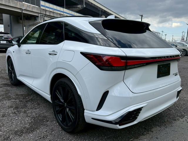 ＲＸ ５００ｈ　Ｆスポーツパフォーマンス　現行／アドバンストドライブ／ワンオーナー／サンルーフ／全周囲カメラ／衝突軽減／レーダークルーズコントロール／コーナーセンサー／ＢＳＭ／ハンドルヒーター／シートヒーター・エアコン／パワーシート／ＥＴＣ（31枚目）